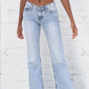 NWT Brandy Melville Quinn jeans